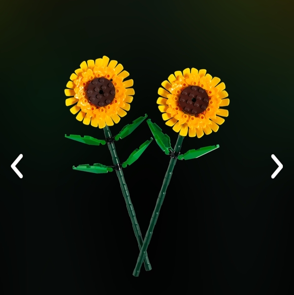 Lego Sunflowers & Roses Sets - Picture 2 of 11